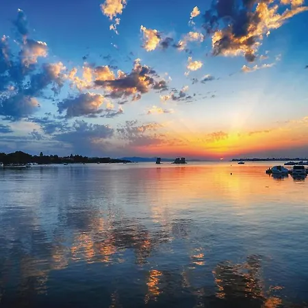 Casa de Férias 4 Bedroom Stunning Home In Sukosan